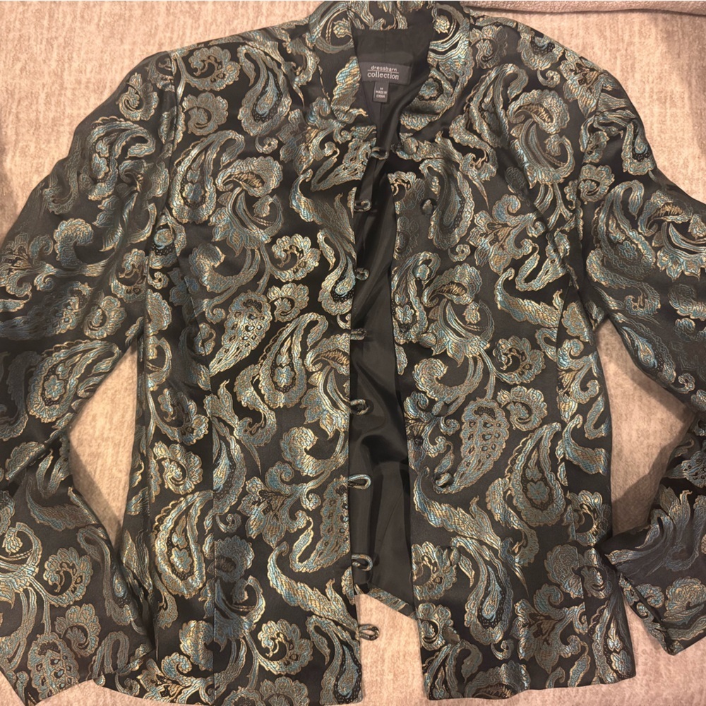 Dress Barn Black and Silver Paisley Blazer
